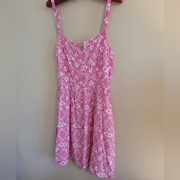 4/$15 SALE Bebop | Aztec Pattern Dress Large EUC Red Pink and White - Picture 2 of 9
